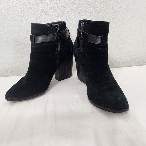 COLE HAAN MINNA BLACK SUEDE SIDE ZIP MINNA ANKLE BOOTIE SIZE 8.5 - Picture 2 of 16
